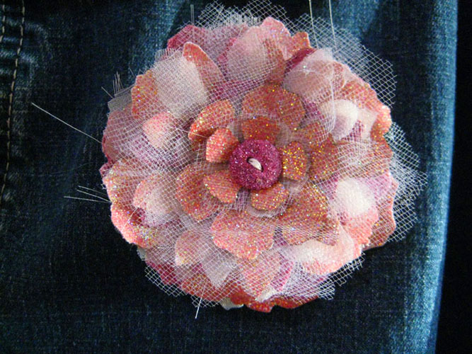 Building layers with canvas and glitter